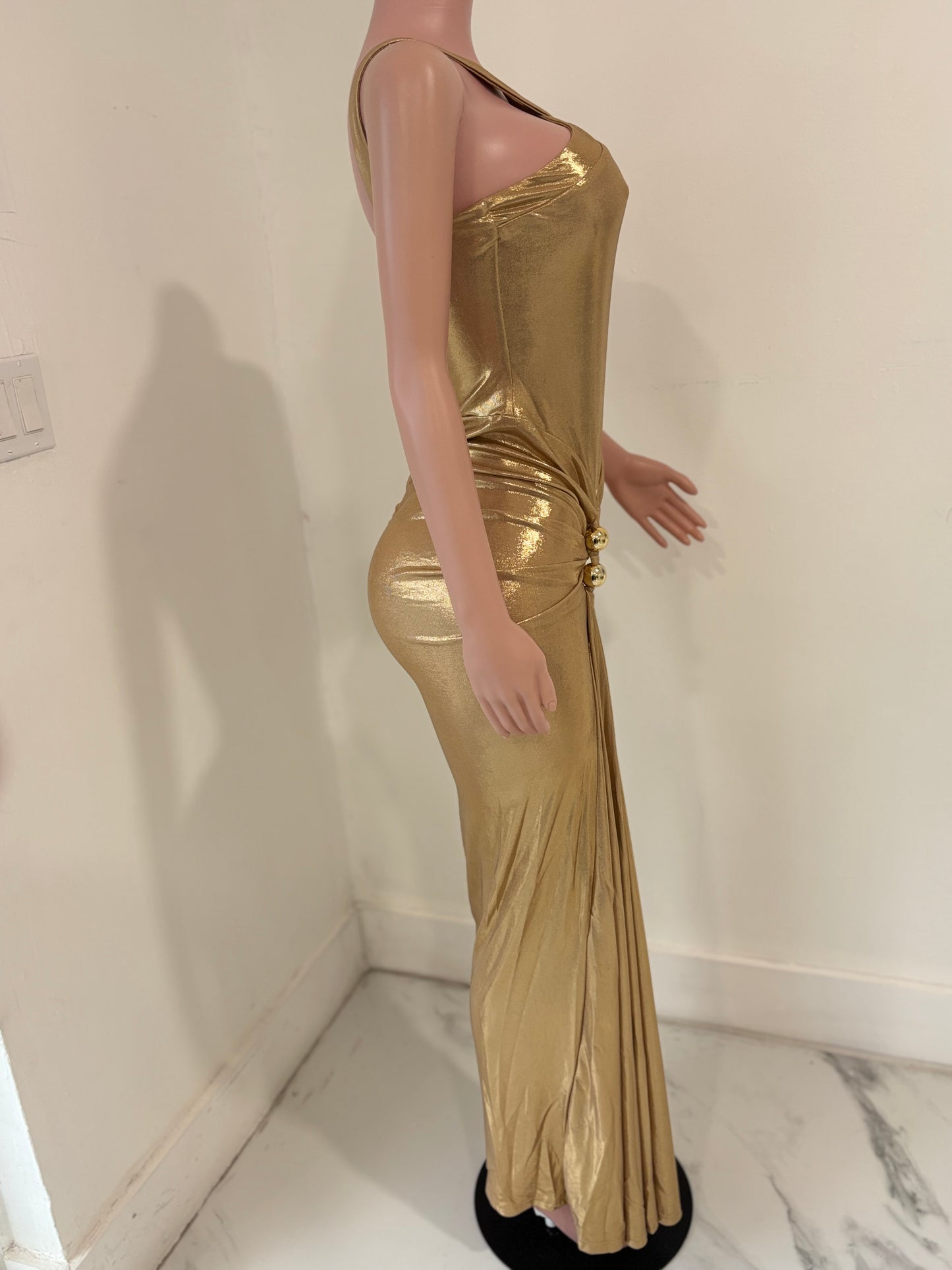 Glamours Doesn't Come Close Maxi Dress Gold