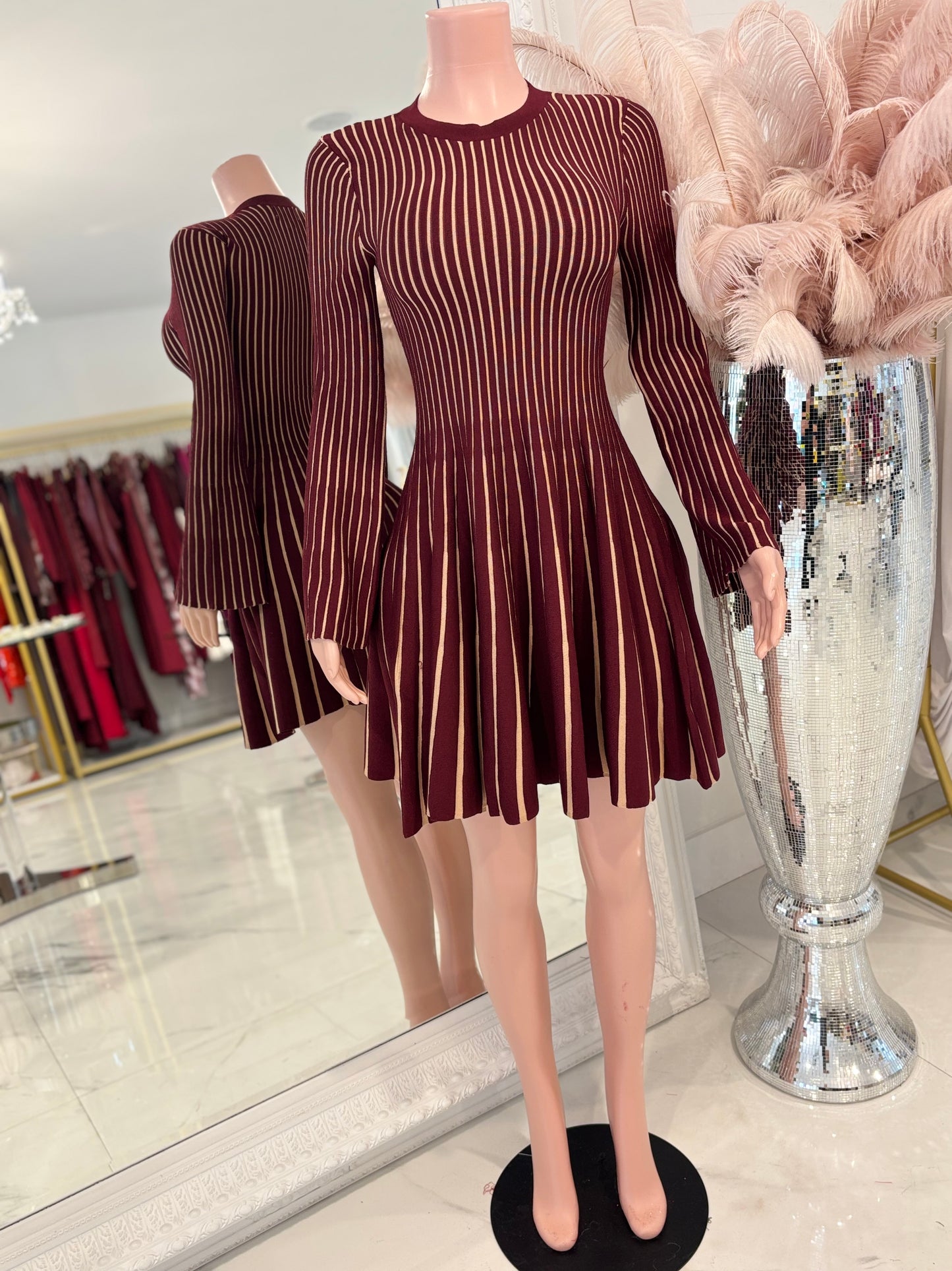 You Better Adore Me Mini Dress Rojo Vino