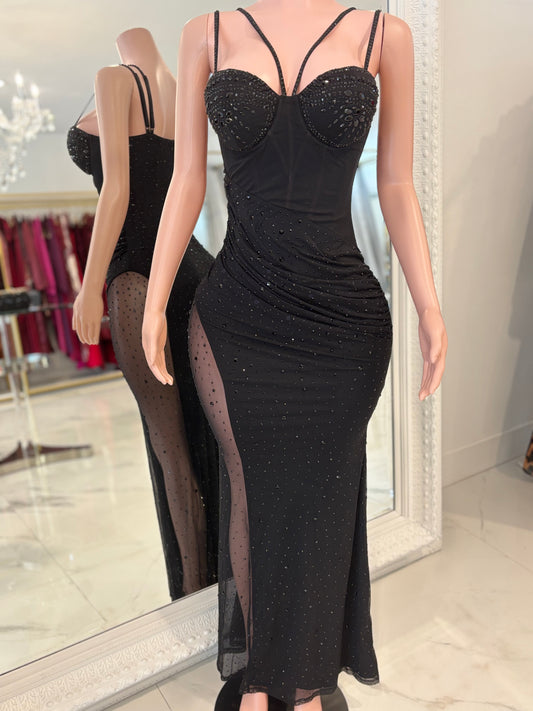 The Black Widow Maxi Dress Black