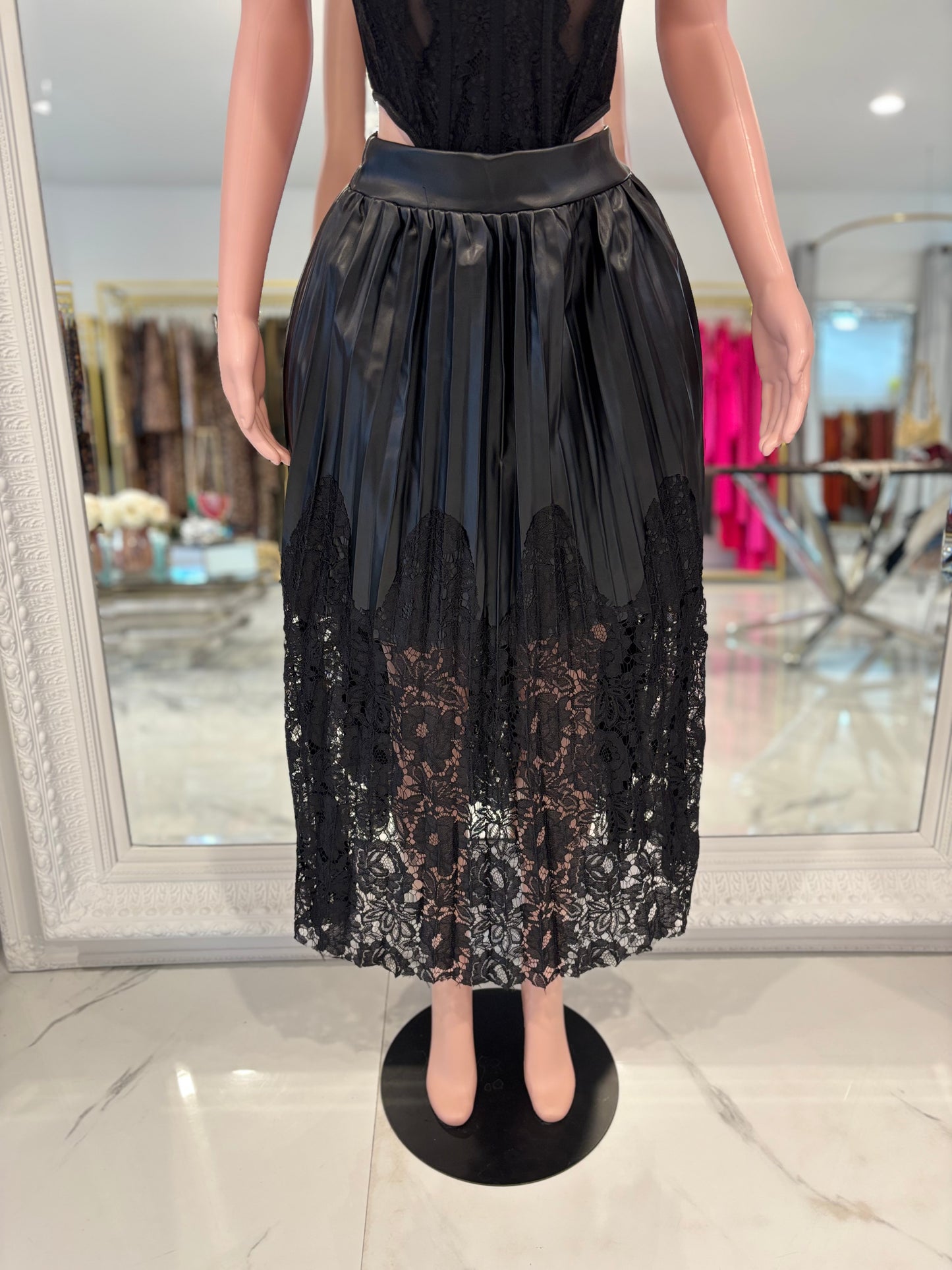 I’m Simply Me Maxi Skirt Black