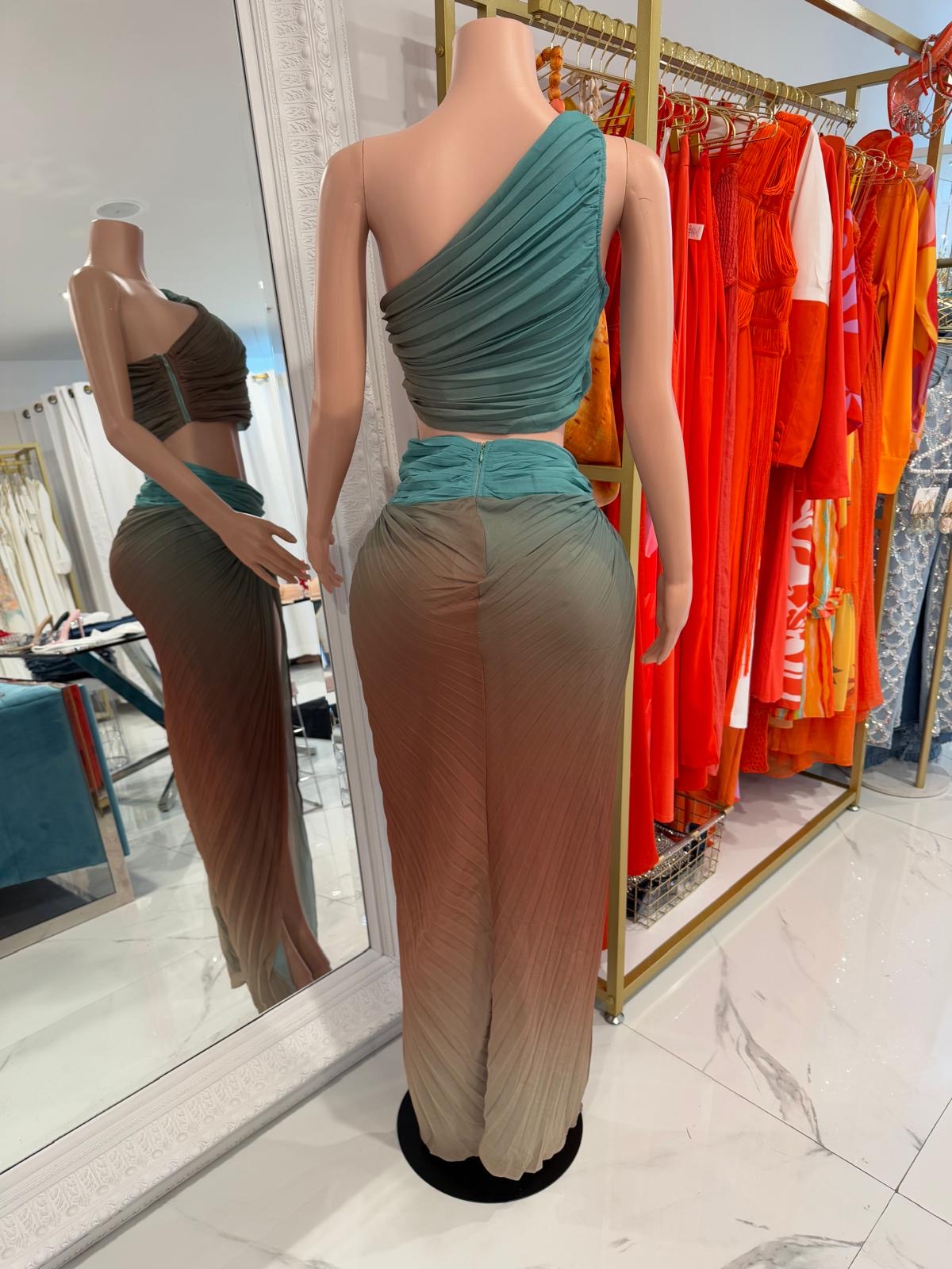 Aura Elegance Skirt Set