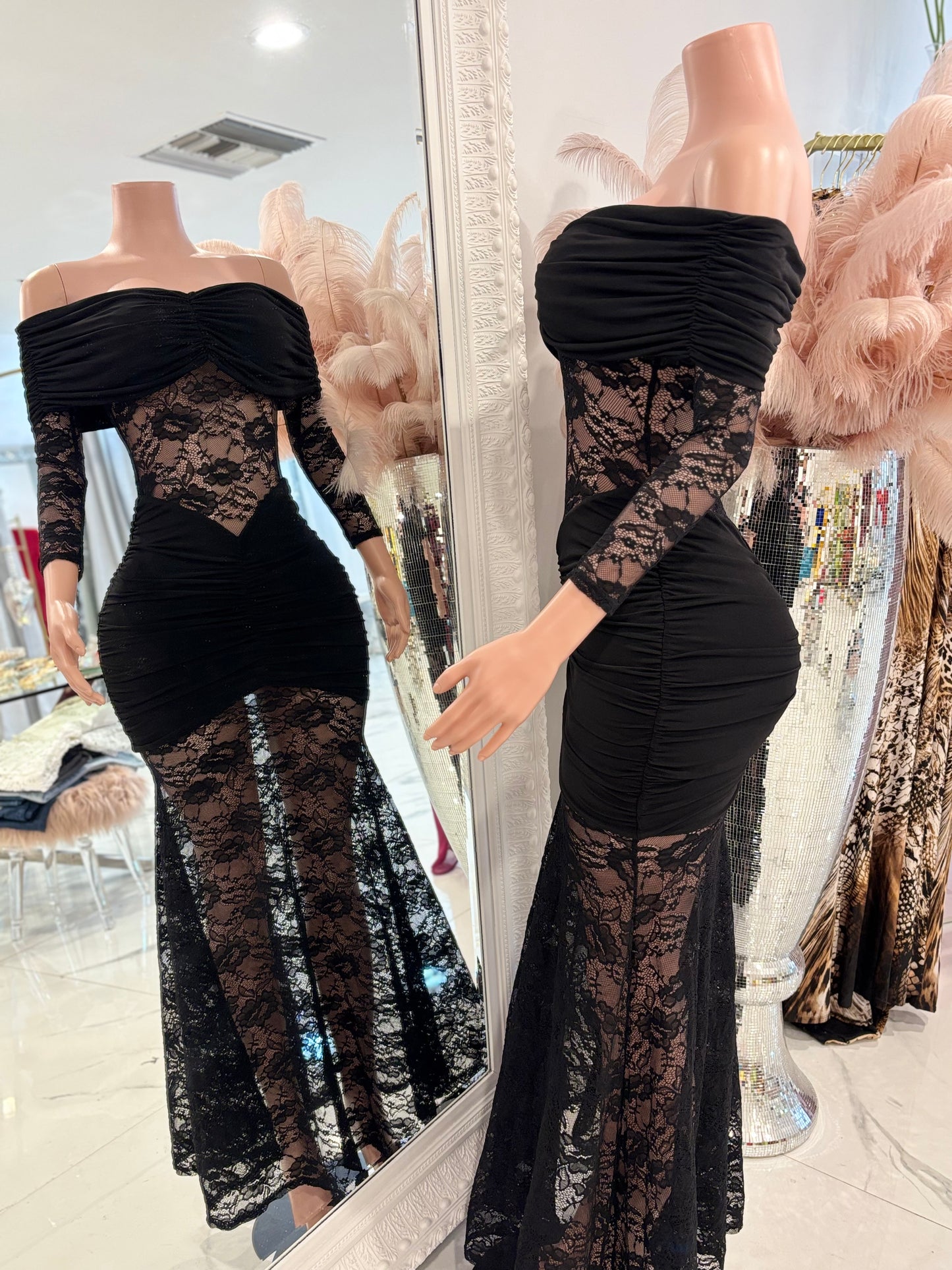 Mony Essence Lace Ruched Maxi Dress Black