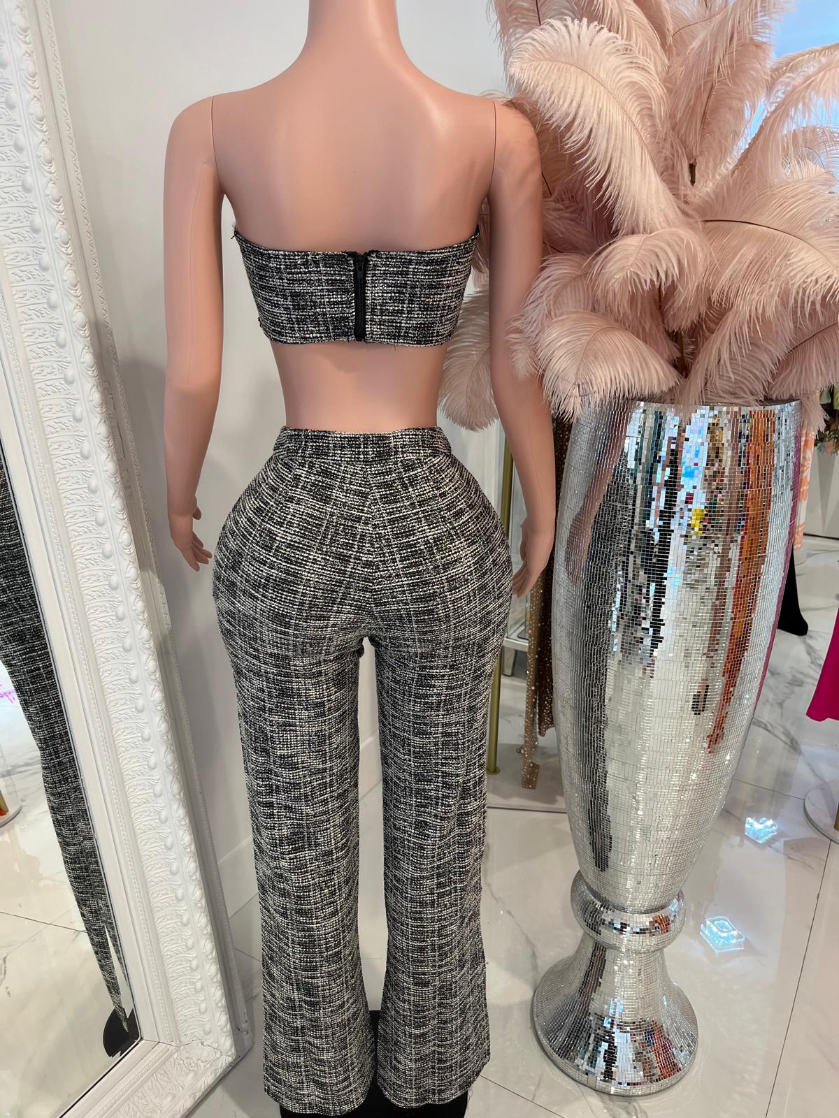 Queen Pants Set