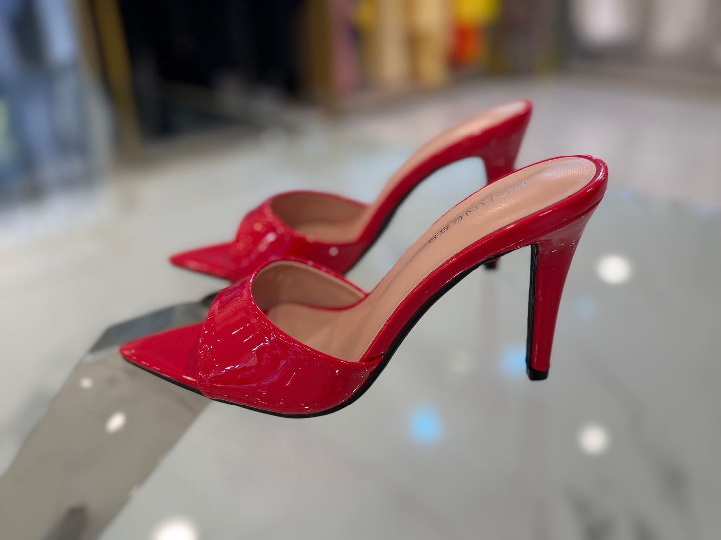 Elegante shoes Red