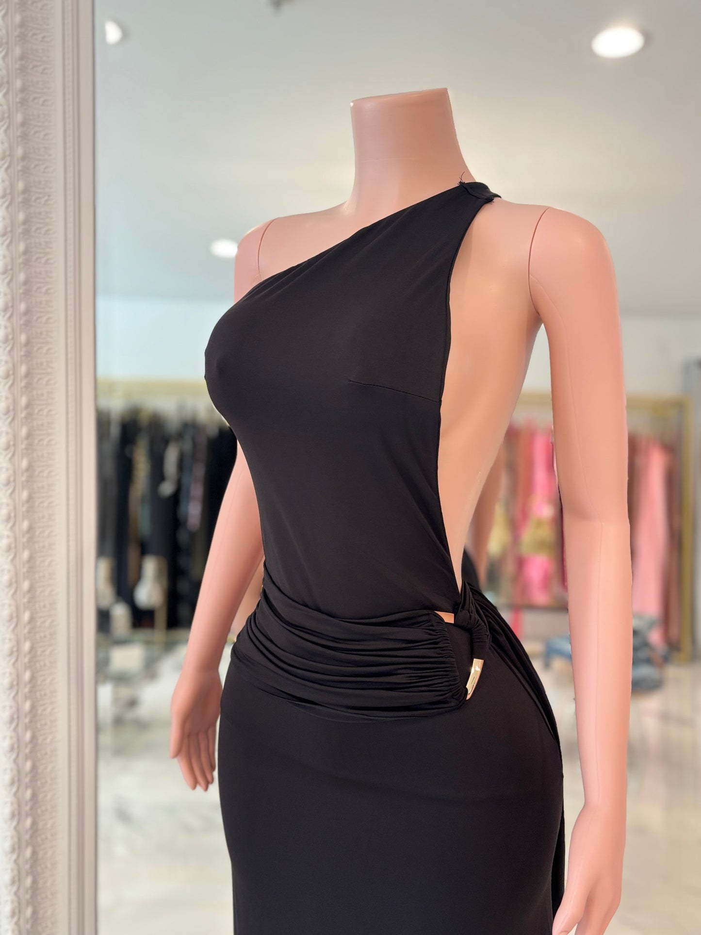 Noche The Black Maxi Dress