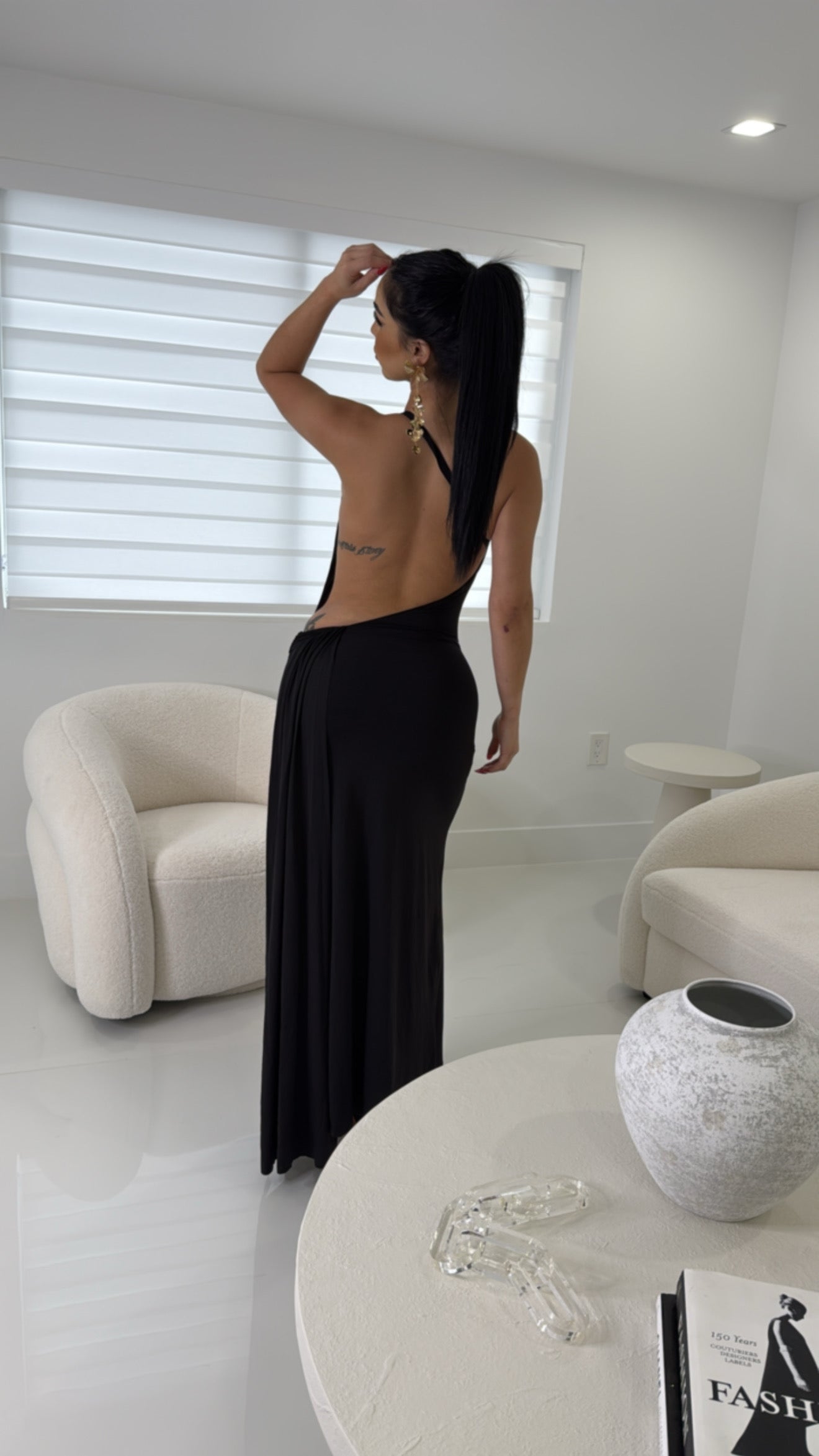 Noche The Black Maxi Dress