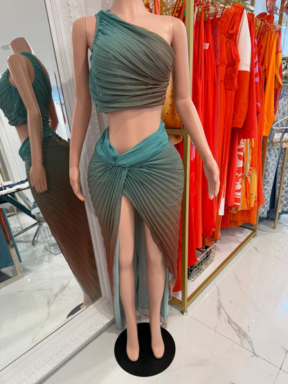 Aura Elegance Skirt Set
