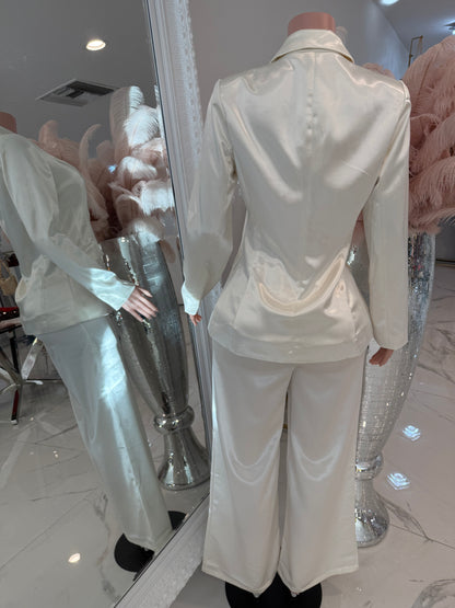 I Am the Only One Pant Set White