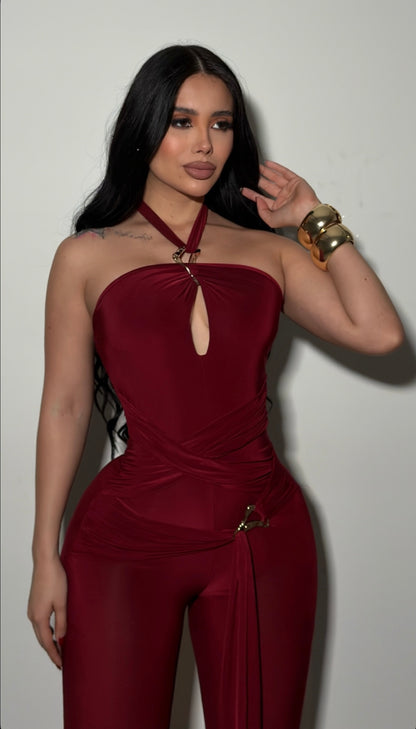 It´s All Just an Act Jumpsuit Rojo Vino