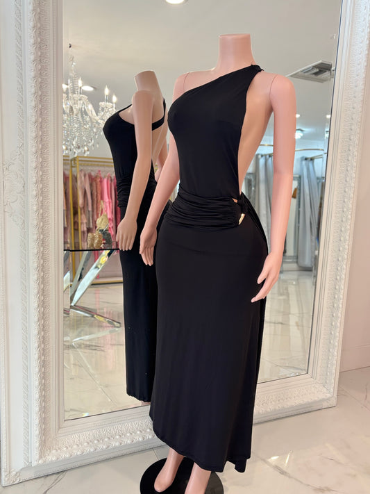 Noche The Black Maxi Dress