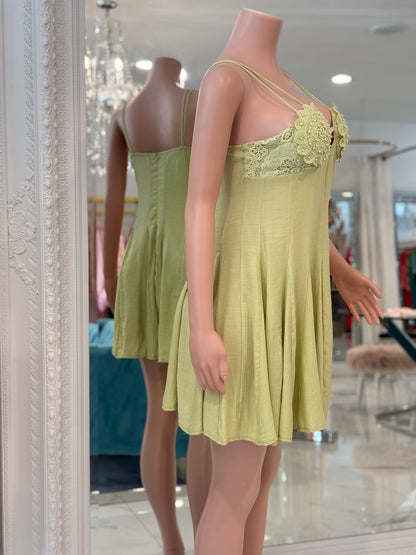 Conchas Lace Pearls Mini Dress Green