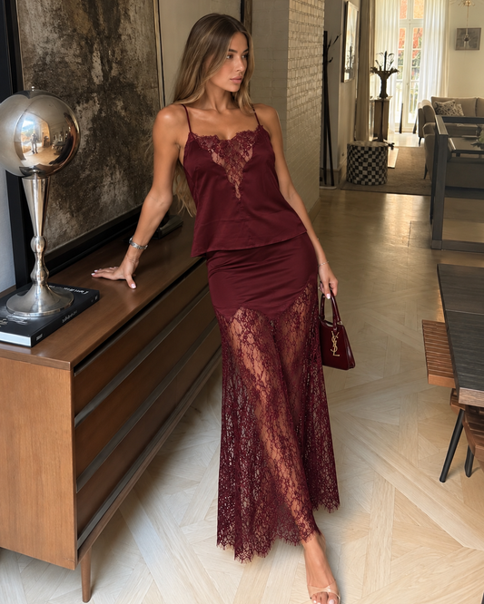 Angelina Skirt Set Rojo Vino
