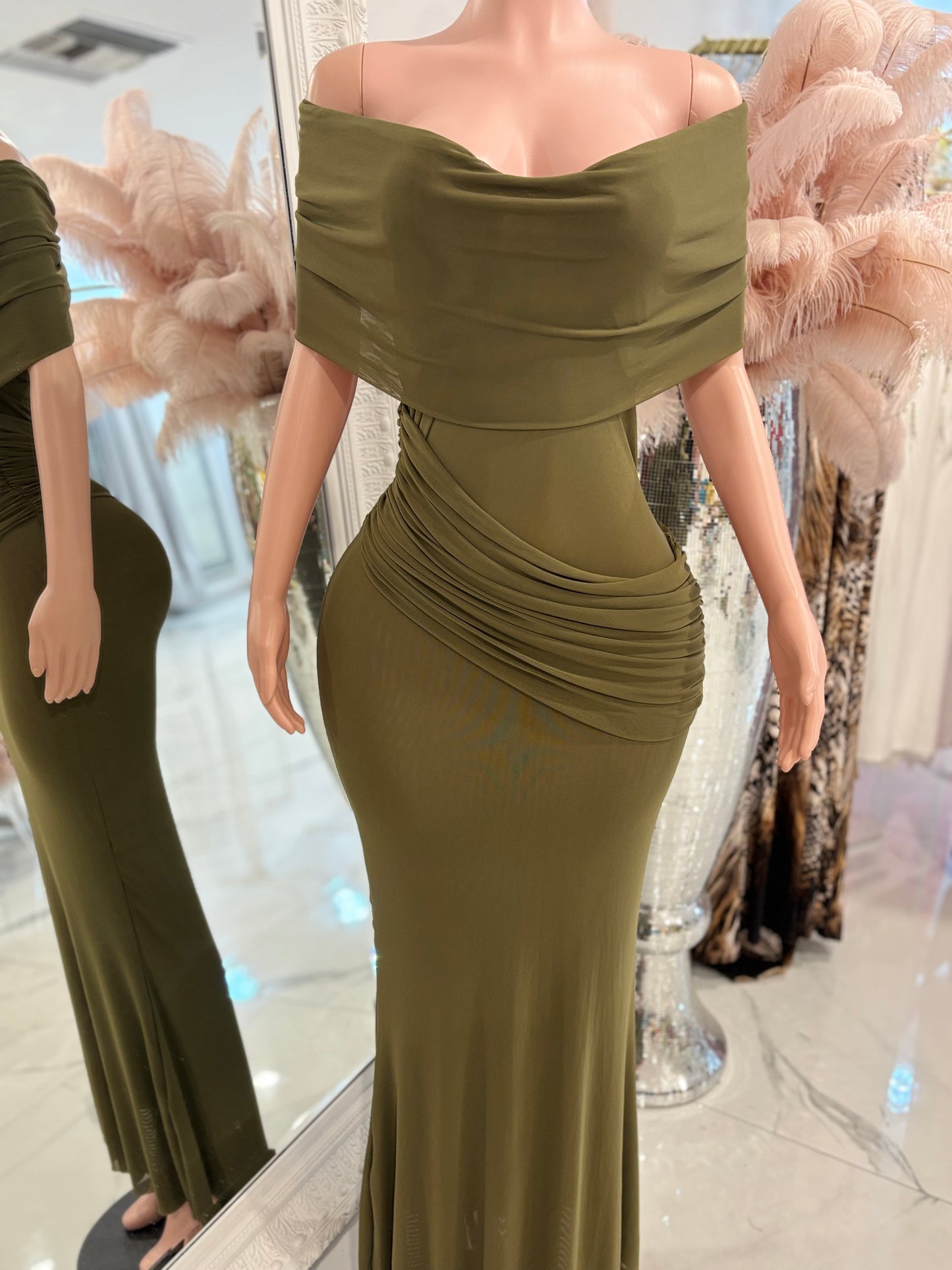 Beauty in the Mirror Maxi Dress Green