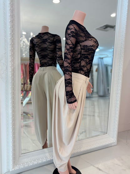 Take a Peek Top Black