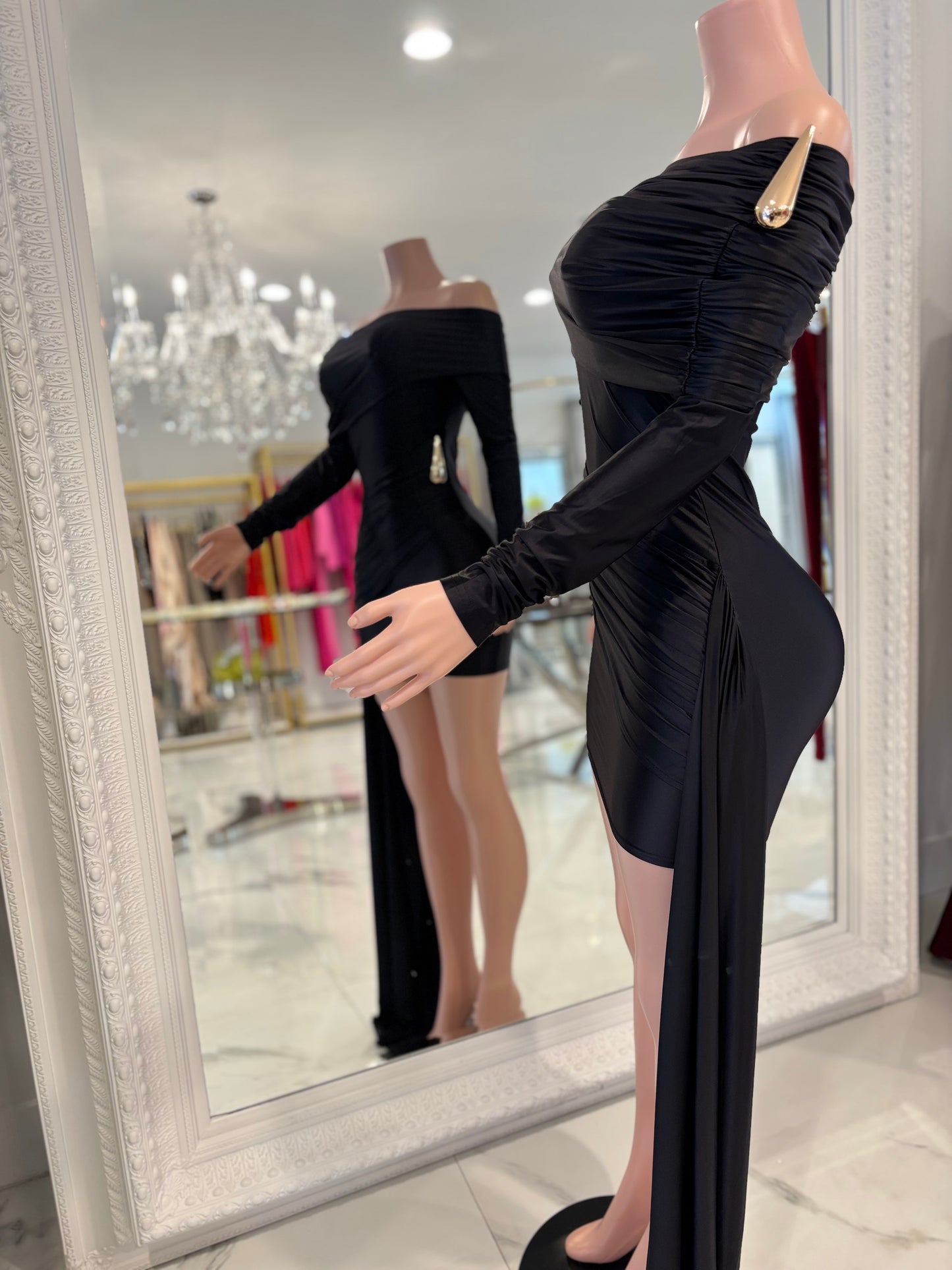 Velvet Ruched Mini Dress Black