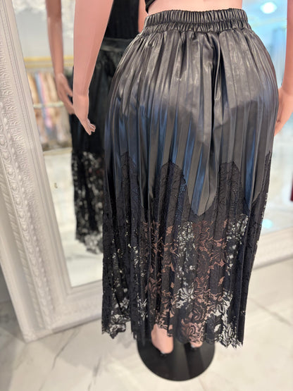 I’m Simply Me Maxi Skirt Black