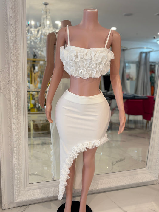 Close Up Ready Floral Skirt Set