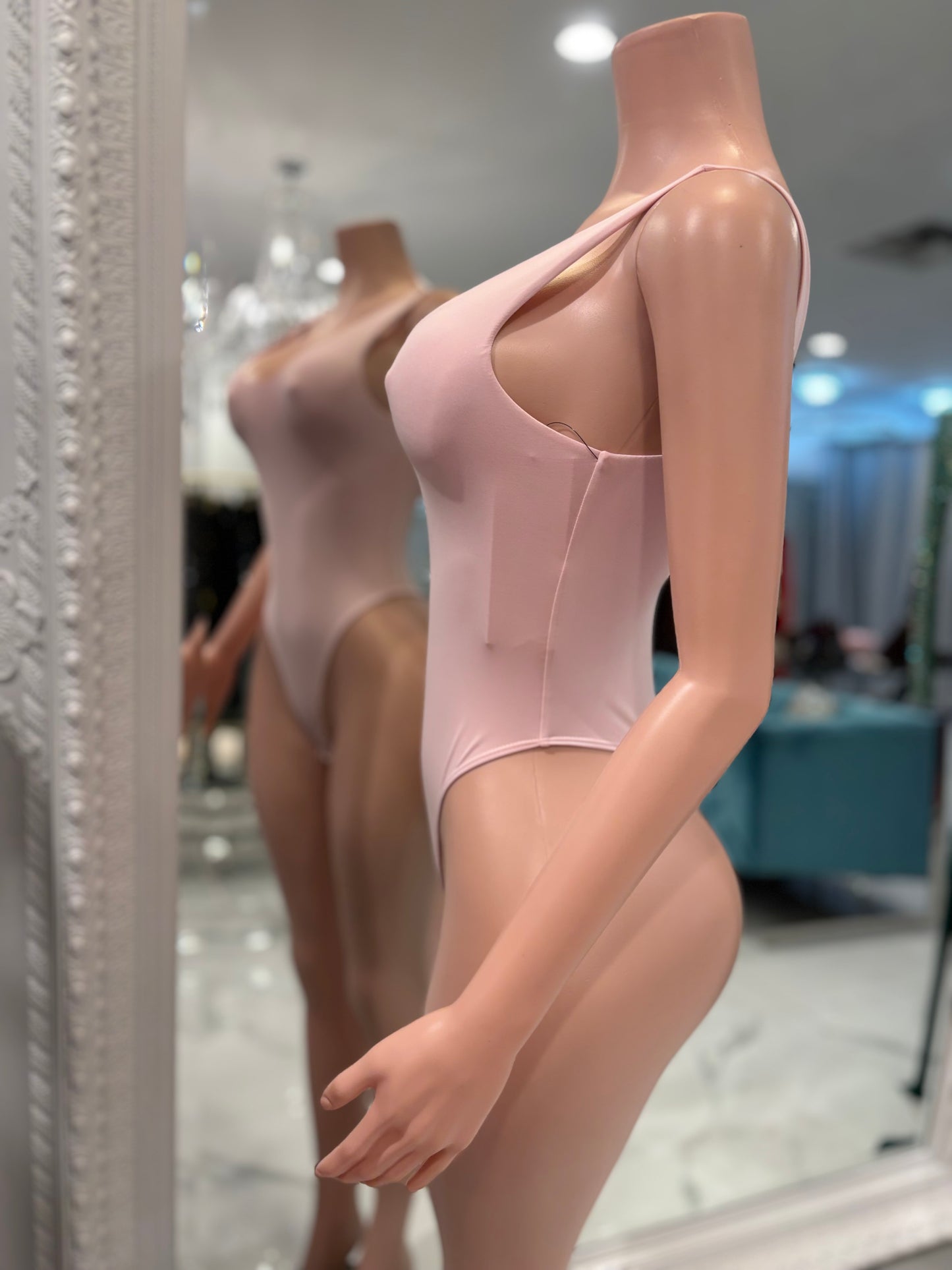 Don’t Be Seen Bodysuit Pink