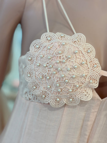 Conchas Lace Pearls Mini Dress Pink