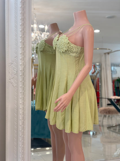 Conchas Lace Pearls Mini Dress Green