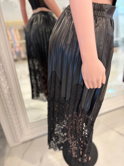 I’m Simply Me Maxi Skirt Black