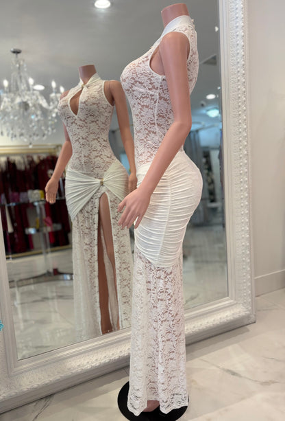 Do I Mesmerize You Maxi Dress White