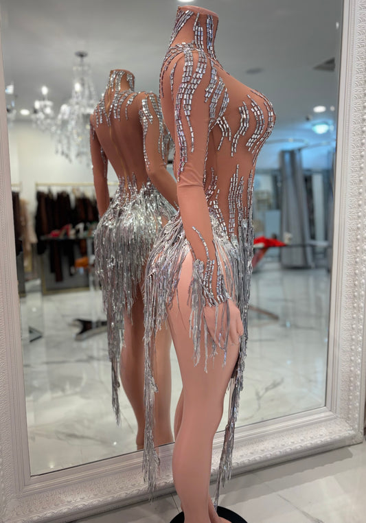 I'm Just Getting Started Mini Dress Nude Plateado