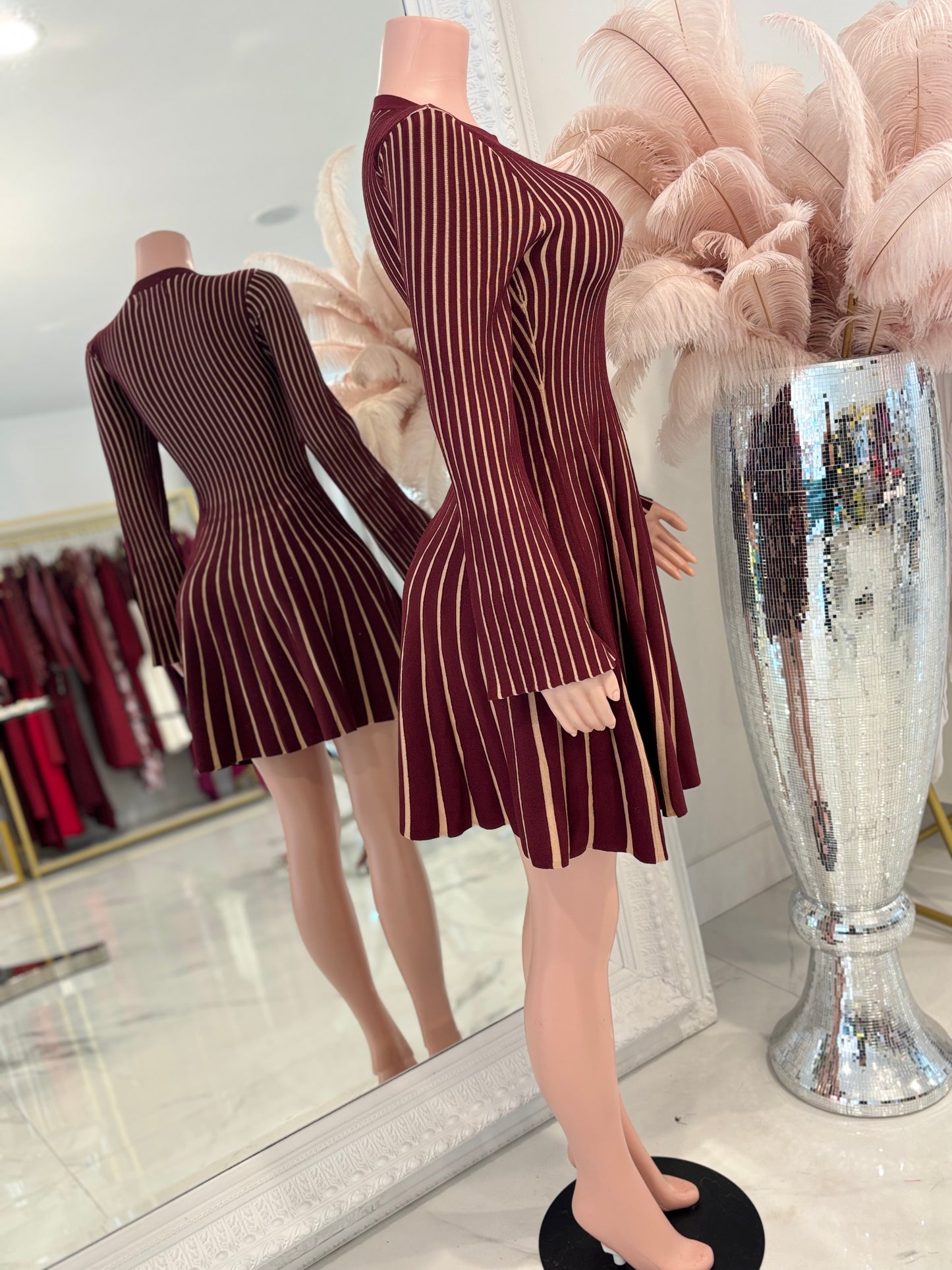 You Better Adore Me Mini Dress Rojo Vino