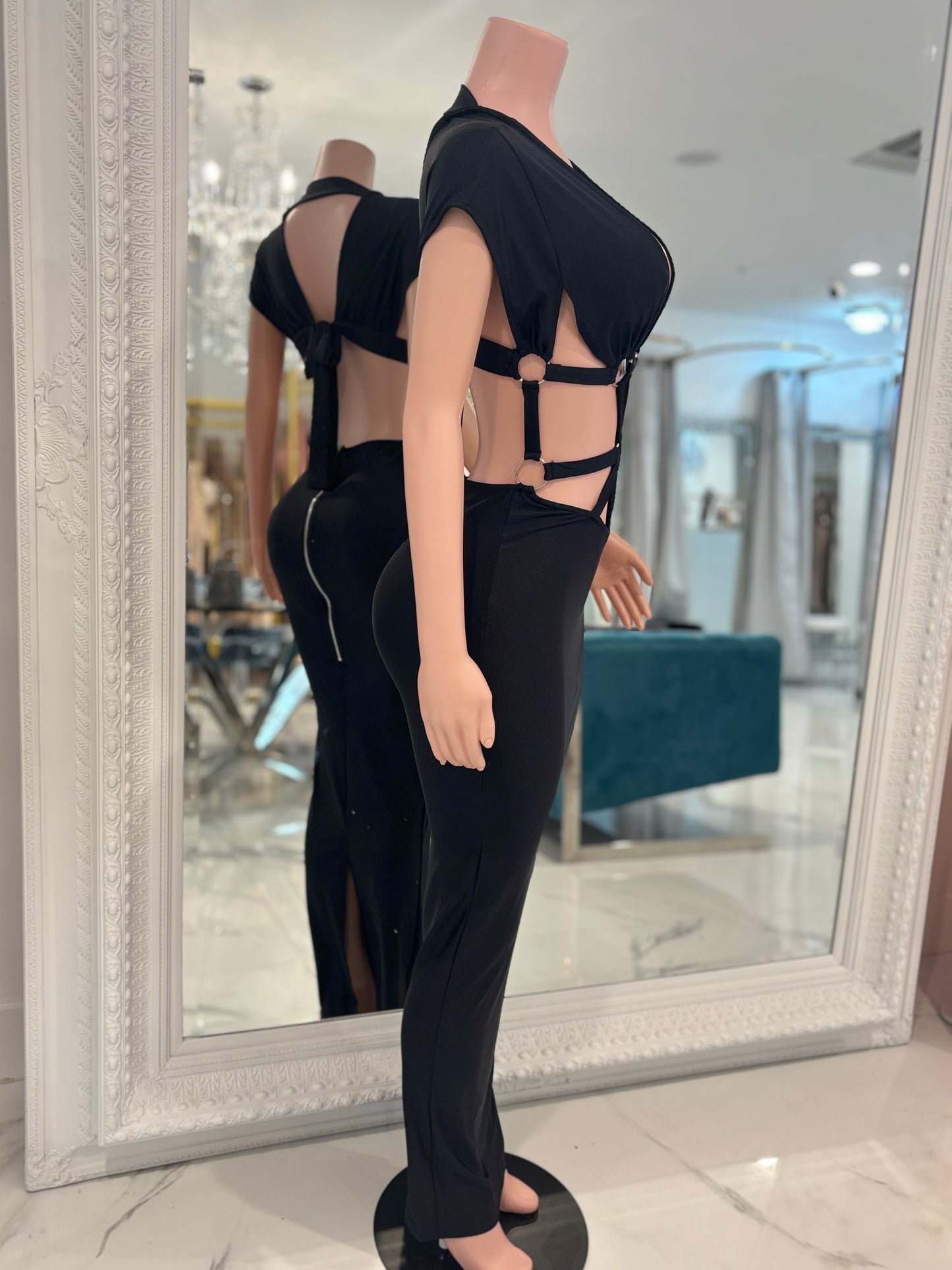 Sculpted Seduction Ruched Maxi Dress Black
