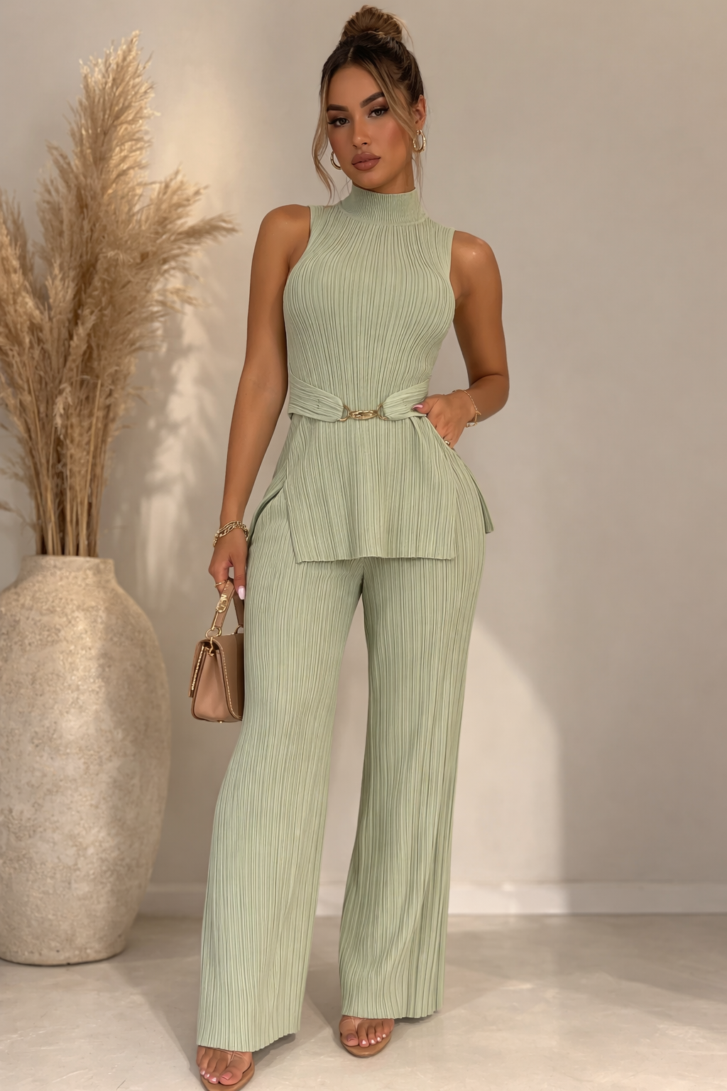 The Draped Aura Ribbet Pant Set Green