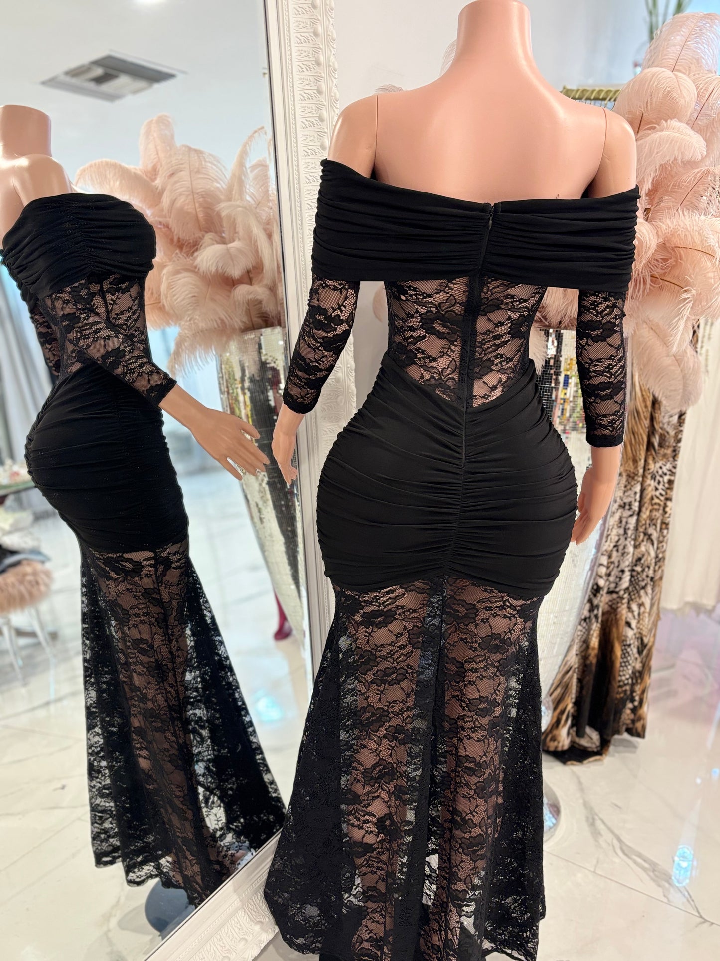 Mony Essence Lace Ruched Maxi Dress Black